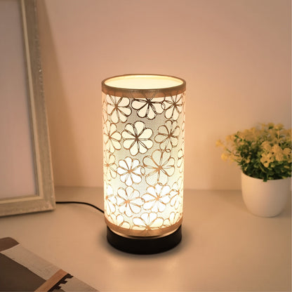 Floral USB Table Lamp | Warm Ambient Decorative Light With A Cut Sunflower Patterned Shade Design