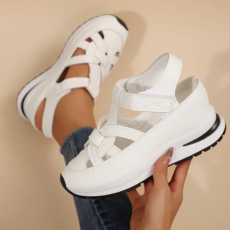 Oveta Comfortable Flat Sandals