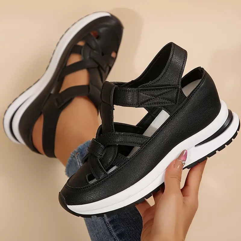 Oveta Comfortable Flat Sandals