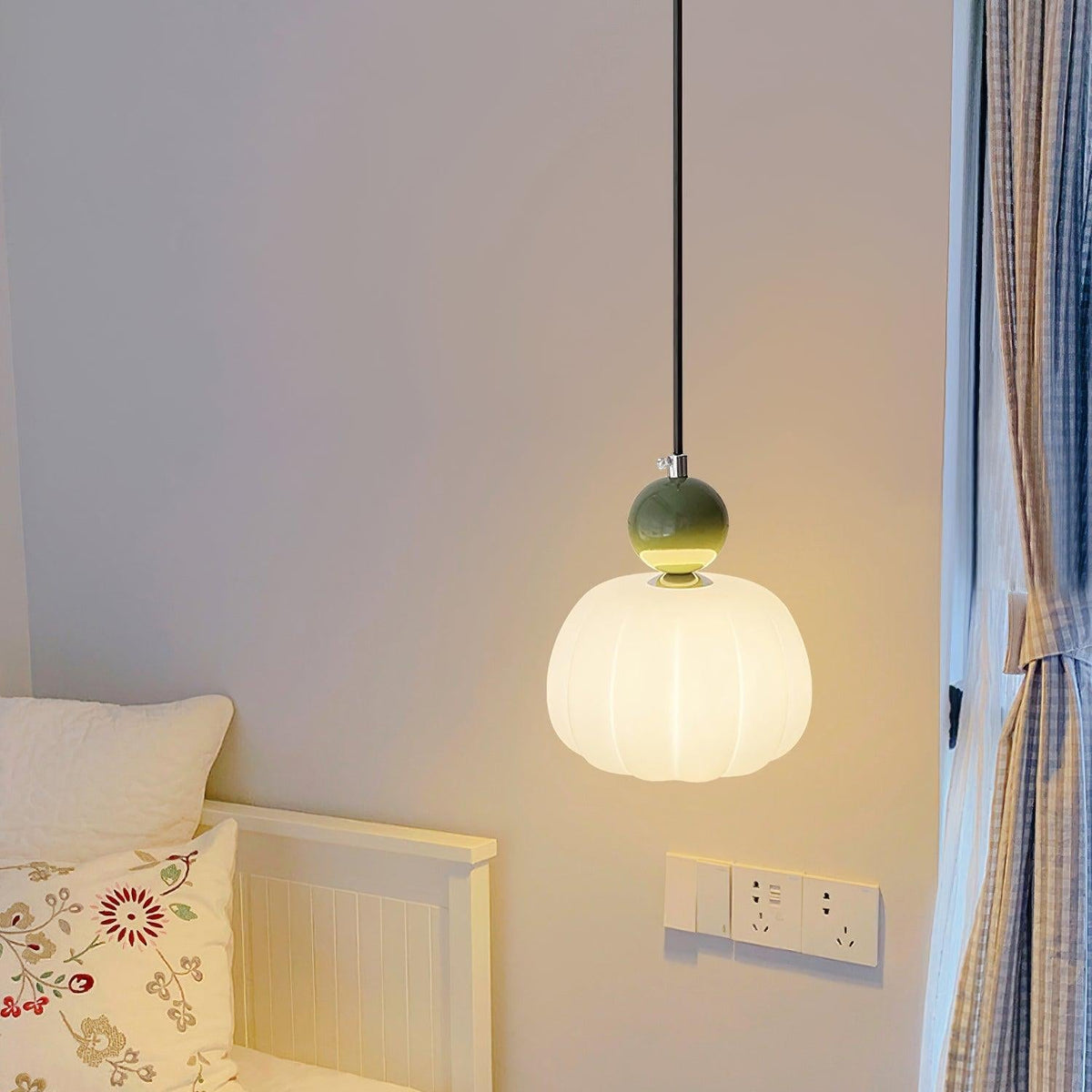Ondura Pendant Lamp | Organic Round Acrylic Ceiling Light For Kitchens, Islands and Bedrooms