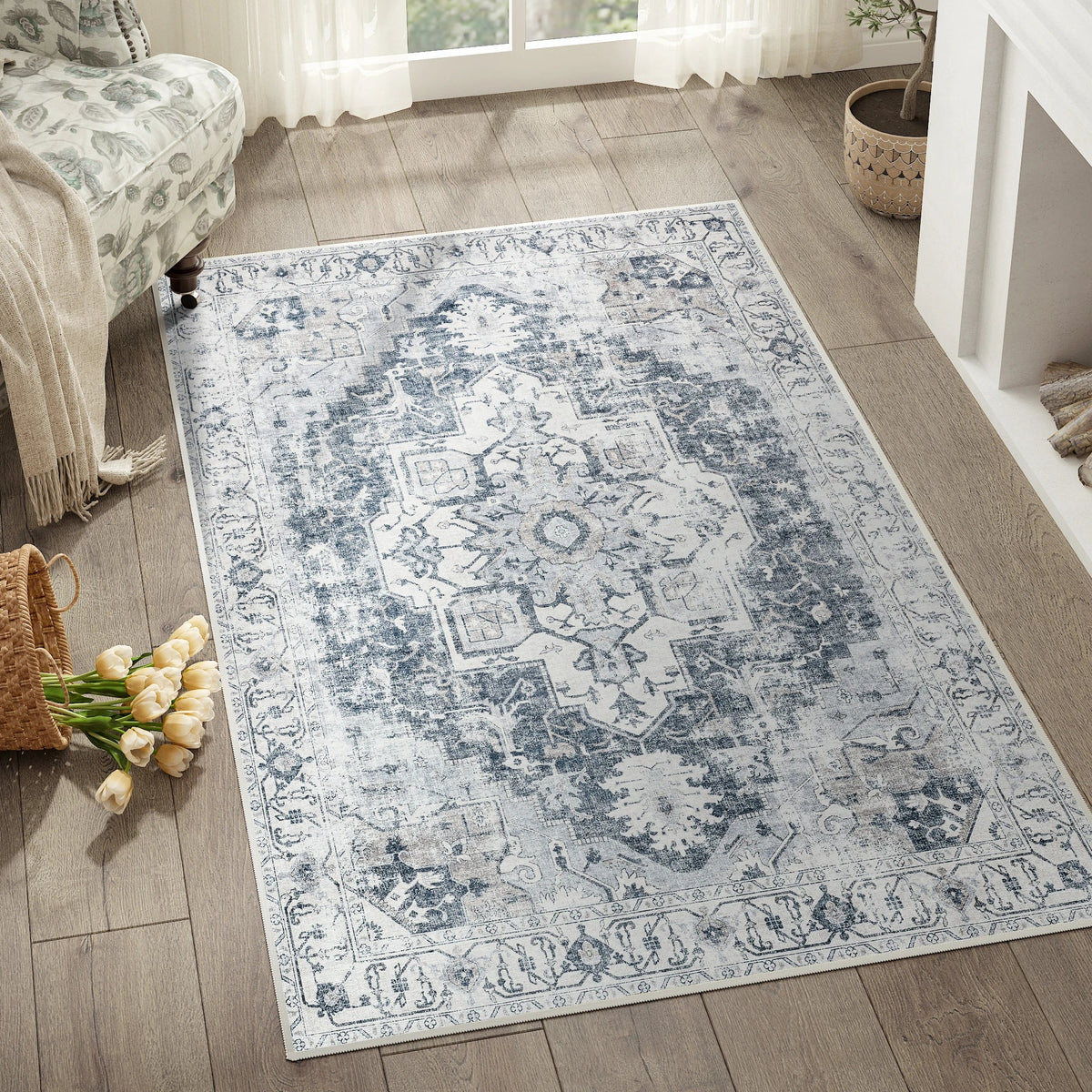 Heritage Medallion Rug | Foldable Non Slip Oriental Style Carpet In Four Sizes and Colours
