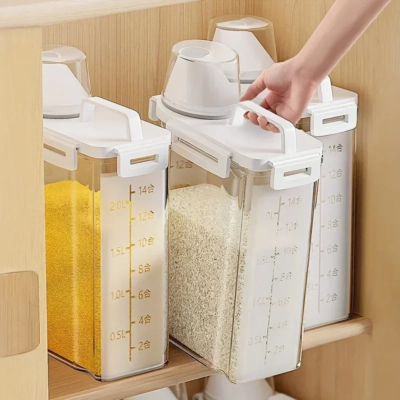 Airtight Grain Storage Container | 2.5L Rice and Cereal Dispenser With A Built In Measuring Cup