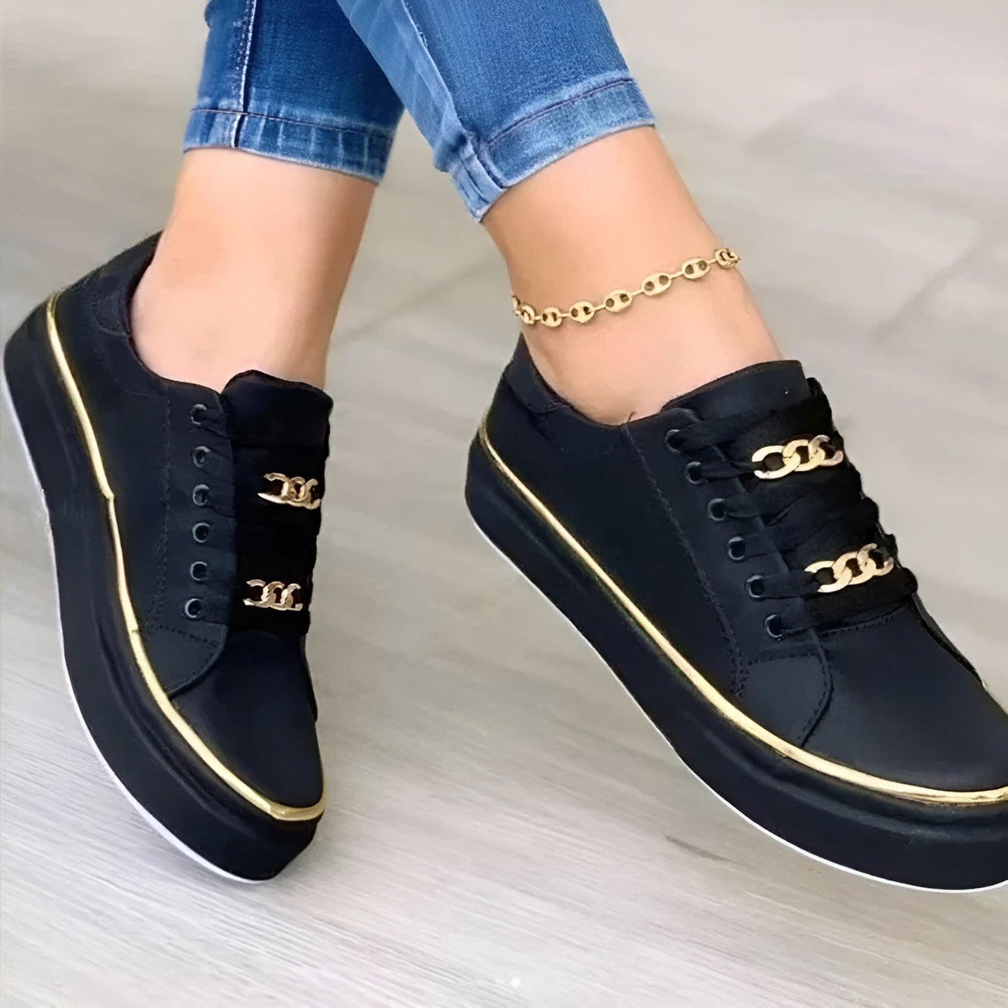 Alexya Cushioned Everyday Sneakers