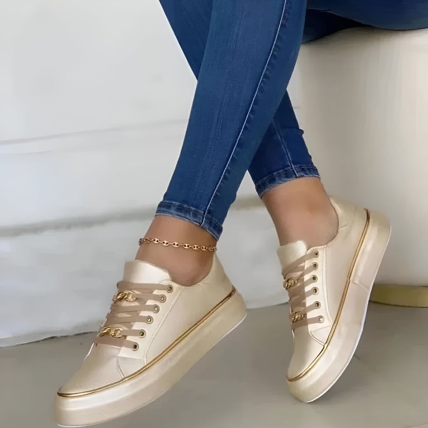 Alexya Cushioned Everyday Sneakers